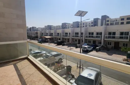 فيلا - 3 غرف نوم - 4 حمامات للبيع في قرية ورسان - المدينة الدولية - دبي