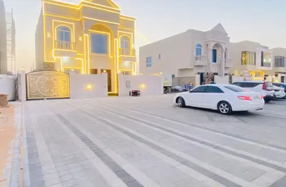 فيلا - 5 غرف نوم - 7 حمامات للبيع في الزاهية جاردنز - الزاهية - عجمان