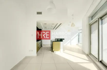 Apartment - 1 Bedroom - 2 Bathrooms for rent in The Lofts East - The Lofts - Downtown Dubai - Dubai