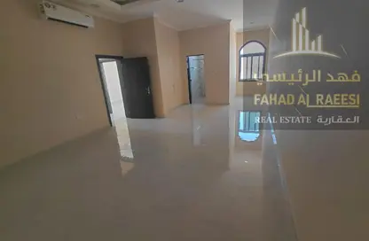 فيلا - 6 غرف نوم - 6 حمامات للايجار في أم الثعوب - أم القيوين فيلا - 6 غرف نوم - 6 حمامات للايجار في أم الثعوب - أم القيوين