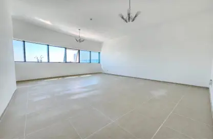 Apartment - 1 Bedroom - 2 Bathrooms for rent in Bin Ham Towers - Al Taawun - Sharjah