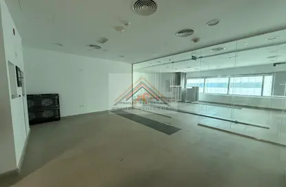 Office Space - Studio - 1 Bathroom for rent in Iris Bay - Business Bay - Dubai