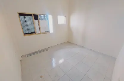 Apartment - 1 Bedroom - 1 Bathroom for rent in Al Musalla - Sharjah