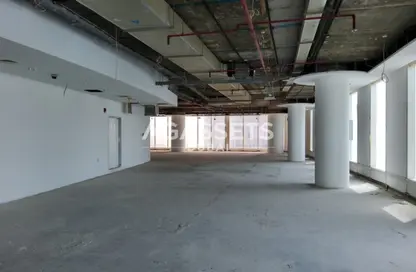 Full Floor - Studio - 1 Bathroom for rent in The Bay Gate - Business Bay - Dubai