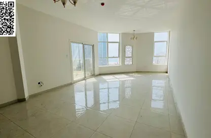 شقة - 2 غرف نوم - 3 حمامات للايجار في مساكن كورنيش عجمان - طريق كورنيش عجمان - عجمان