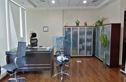 Office Space - Studio - 1 Bathroom for rent in The Burlington - Business Bay - Dubai