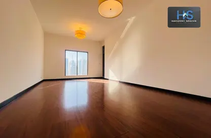 Apartment - 1 Bedroom - 2 Bathrooms for rent in Green Lakes Towers - JLT Cluster S - Jumeirah Lake Towers - Dubai
