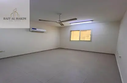 شقة - غرفة نوم - 1 حمام للايجار في بناية الجوهرة - 3  الروضة - الروضة - عجمان