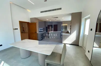 Villa - 5 Bedrooms - 6 Bathrooms for rent in Jumeirah 3 Villas - Jumeirah 3 - Jumeirah - Dubai