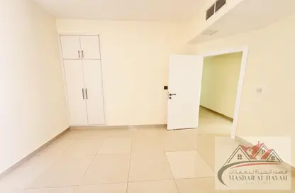 Apartment - 3 Bedrooms - 3 Bathrooms for rent in Muwaileh 29 Building - Muwaileh - Sharjah