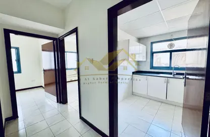 Apartment - 2 Bedrooms - 3 Bathrooms for rent in Rola Road - Al Raffa - Bur Dubai - Dubai