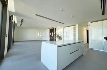 Villa - 4 Bedrooms - 6 Bathrooms for rent in Nad Al Dhabi - Al Jubail Island - Abu Dhabi