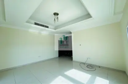 Villa - 5 Bedrooms - 6 Bathrooms for rent in Jumeirah 2 - Jumeirah - Dubai