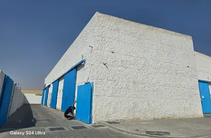 Warehouse - Studio - 1 Bathroom for rent in Al Sajaa Industrial - Al Sajaa - Sharjah