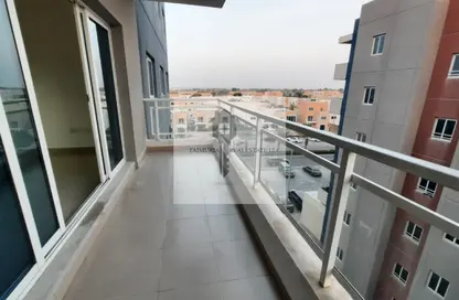 Apartment - 2 Bedrooms - 2 Bathrooms for rent in Al Reef Downtown - Al Reef - Abu Dhabi