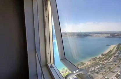 Apartment - 2 Bedrooms - 2 Bathrooms for rent in Al Khan Corniche - Al Khan - Sharjah