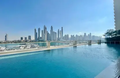 Apartment - 1 Bedroom - 1 Bathroom for sale in Marina Vista - EMAAR Beachfront - Dubai Harbour - Dubai