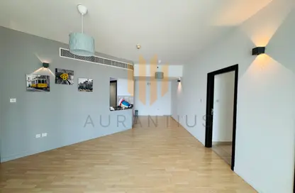 Apartment - 2 Bedrooms - 2 Bathrooms for rent in La Riviera - Dubai Marina - Dubai
