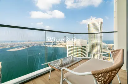 Apartment - 1 Bedroom - 1 Bathroom for sale in Marina Vista - EMAAR Beachfront - Dubai Harbour - Dubai