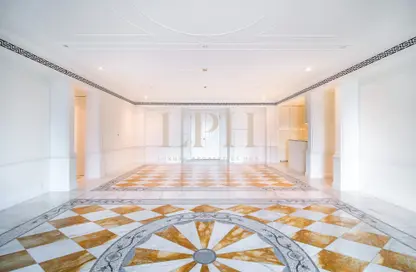 Apartment - 2 Bedrooms - 3 Bathrooms for rent in Palazzo Versace - Culture Village - Dubai
