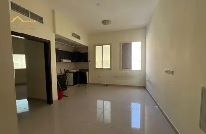 Apartment - 1 Bedroom - 2 Bathrooms for rent in Al Rawda 1 - Al Rawda - Ajman