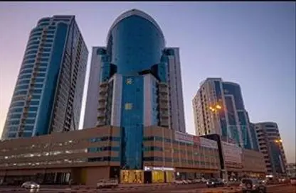 شقة - غرفة نوم - 2 حمامات للبيع في أورينت تاور 2 - أورينت تاور - البستان - عجمان
