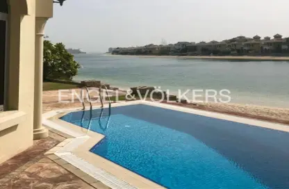 Villa - 4 Bedrooms - 7+ Bathrooms for rent in Garden Homes Frond D - Garden Homes - Palm Jumeirah - Dubai