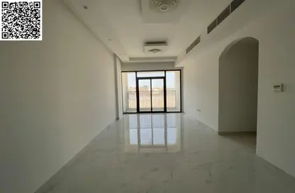 عمارة بالكامل - 8 غرف نوم - 8 حمامات للبيع في 3 المويهات - المويهات - عجمان