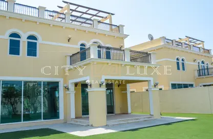 Villa - 4 Bedrooms - 3 Bathrooms for rent in Legacy - Jumeirah Park - Dubai