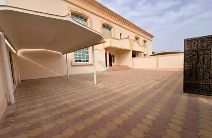 فيلا - 4 غرف نوم - 5 حمامات للايجار في الحبووي - المرخانية - العين