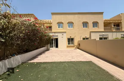 تاون هاوس - 2 غرف نوم - 3 حمامات للبيع في الينابيع 12 - الينابيع - دبي