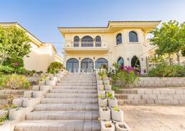 Villa - 4 bedrooms - 5 bathrooms for rent in Garden Homes Frond C - Garden Homes - Palm Jumeirah - Dubai