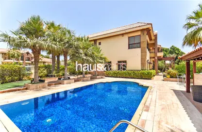 Villa - 5 Bedrooms - 6 Bathrooms for rent in The Mansions - Jumeirah Islands - Dubai