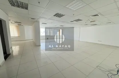 Office Space - Studio - 1 Bathroom for rent in Al Majaz 3 - Al Majaz - Sharjah