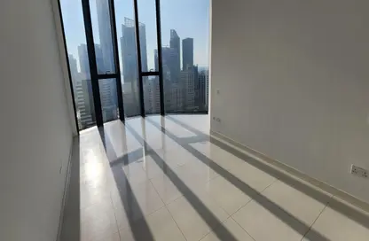 Apartment - 3 Bedrooms - 5 Bathrooms for rent in Burj Mohammed Bin Rashid at WTC - Corniche Road - Abu Dhabi