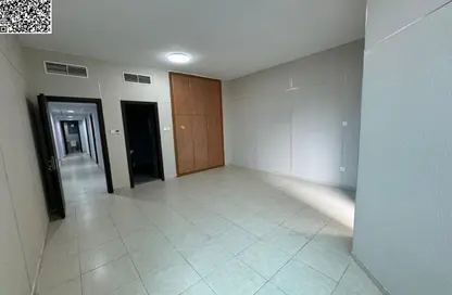 Apartment - 3 Bedrooms - 4 Bathrooms for rent in Al Rashidiya 1 - Al Rashidiya - Ajman