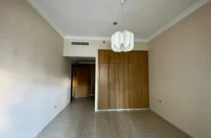 Apartment - 1 Bedroom - 2 Bathrooms for rent in Zumurud Tower - Dubai Marina - Dubai