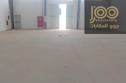 Warehouse - Studio - 1 Bathroom for rent in Umm Al Thuoob - Umm Al Quwain