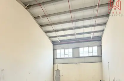 مستودع - استوديو - 1 حمام للايجار في الخوانيج - دبي