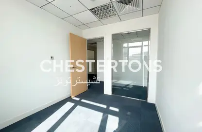 Office Space - Studio - 1 Bathroom for rent in Building 25 - Dubai Healthcare City - Dubai
