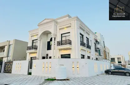 فيلا - 6 غرف نوم - 8 حمامات للبيع في قرية الاميرة - الياسمين - عجمان