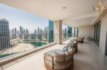 Penthouse - 2 Bedrooms - 6 Bathrooms for rent in Volante - Business Bay - Dubai