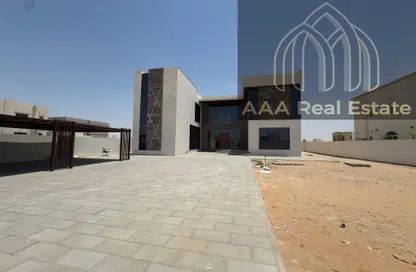 Villa - 5 Bedrooms - 7+ Bathrooms for rent in Al Aweer 1 - Al Aweer - Dubai