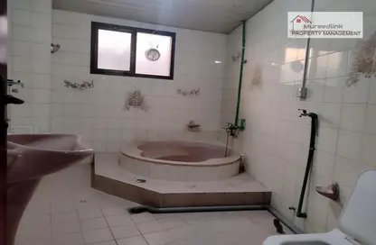 Bathroom image for: Apartment - 1 Bedroom - 1 Bathroom for rent in Al Zahraa - Abu Dhabi, Image 1