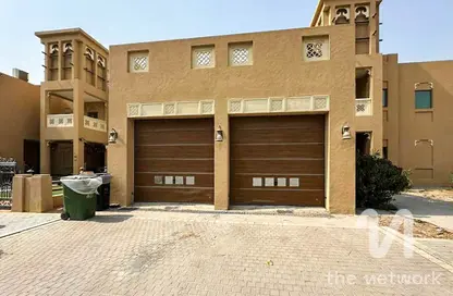 فيلا - 3 غرف نوم - 3 حمامات للايجار في فيلات طراز دبي - القرية الشمالية - الفرجان - دبي
