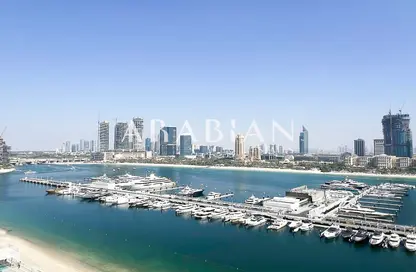 شقة - غرفة نوم - 1 حمام للبيع في مارينا فيستا - إعمار بيتشفرونت - دبي هاربور - دبي