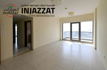 Apartment - 2 Bedrooms - 3 Bathrooms for rent in Al Waleed Garden 1 - Al Waleed Garden - Al Jaddaf - Dubai