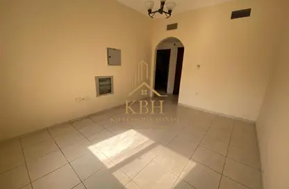 Apartment - 1 Bedroom - 2 Bathrooms for rent in Muweileh Community - Muwaileh Commercial - Sharjah