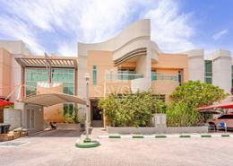 Villa - 5 bedrooms - 7 bathrooms for rent in Al Dhabi Residence complex - Khalifa Park - Eastern Road - Abu Dhabi