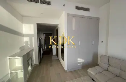 Apartment - Studio - 1 Bathroom for rent in Bloom Towers C - Bloom Towers - District 10 - Jumeirah Village Circle - Dubai